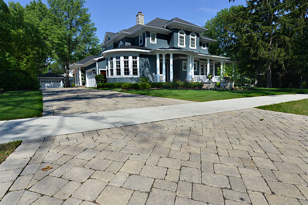 Best Driveway Paving Contractor  in Bloomingdale, GA